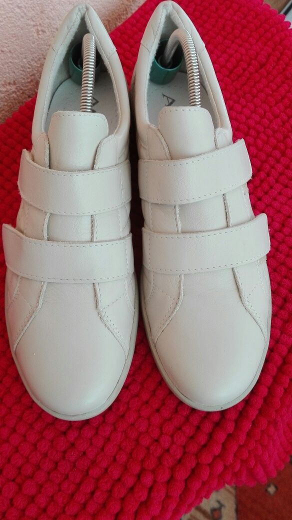 Pantofi piele damă nr 40 Arco#