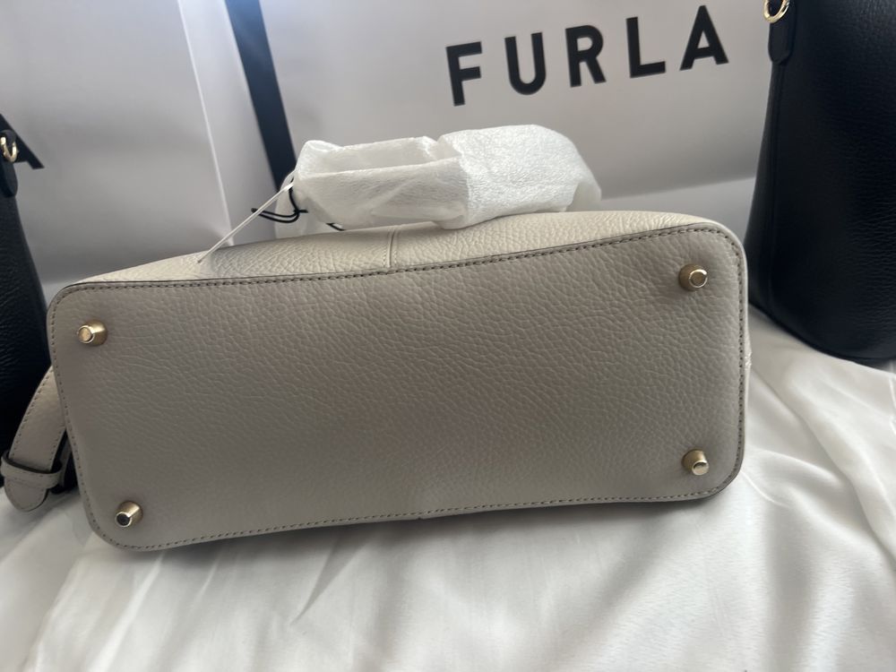 Furla Dafne Nero and Perla.100%ориг.Сериен номер.