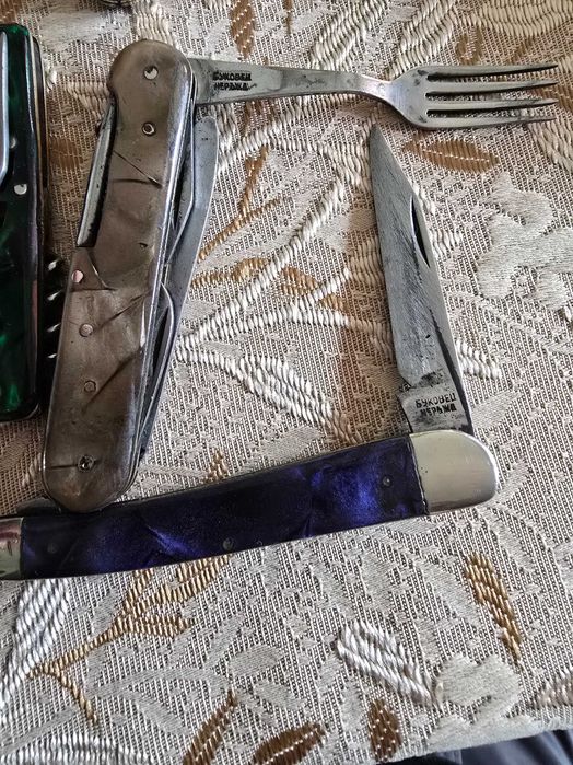 Продавам ками и сгъваеми ножки.