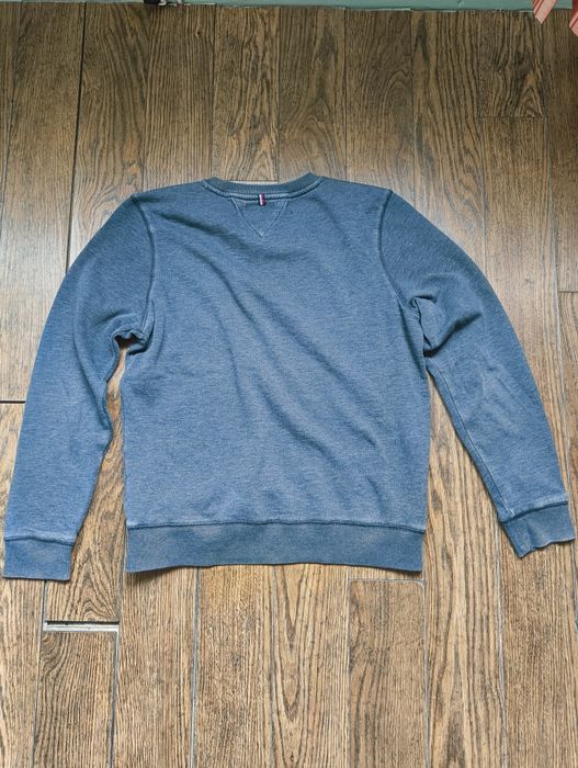 Tommy Hilfiger оригинална блуза М размер