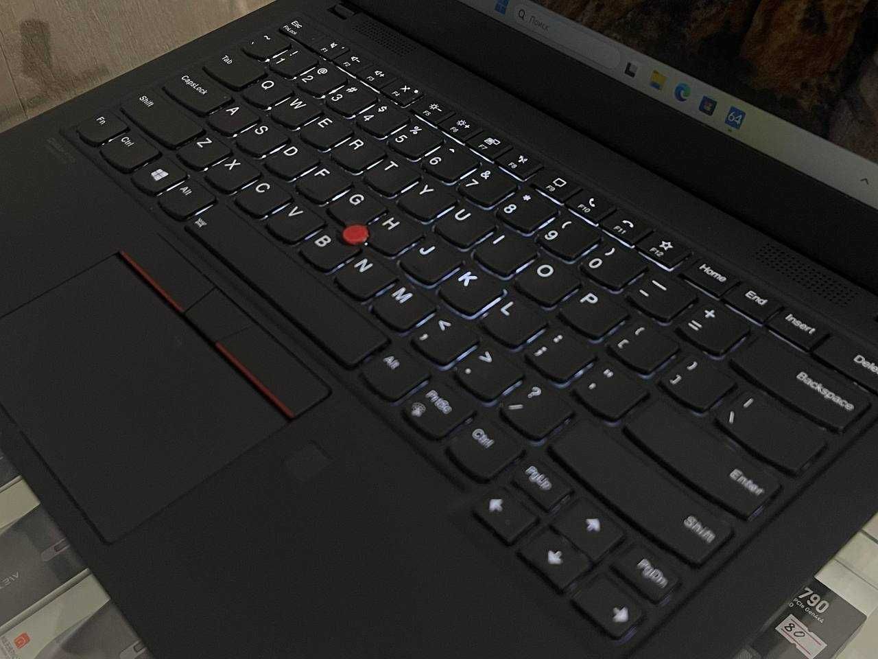 Lenovo ThinkPad X1 Carbon Core i5-10310U озу8гб 256ssd