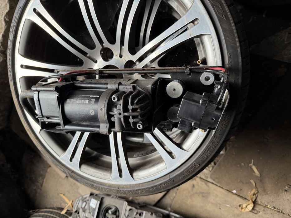 Компресор въздушно окачване за БМВ 5 BMW 5 7 F07 F11 F01 F02 F03