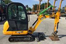 Miniexcavator de inchiriat , inchiriez bobcat, lucrari, sapaturi