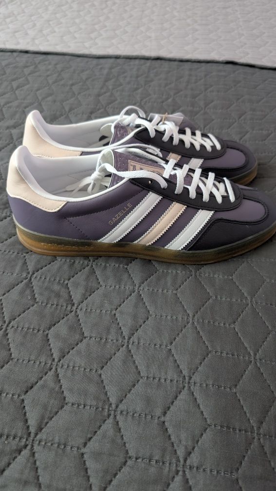 Чисто нови оригинални Adidas gazelle indoor