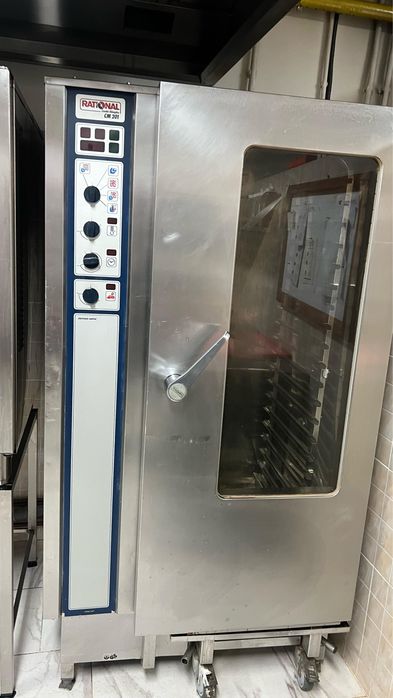 Cuptor Rational CM201
