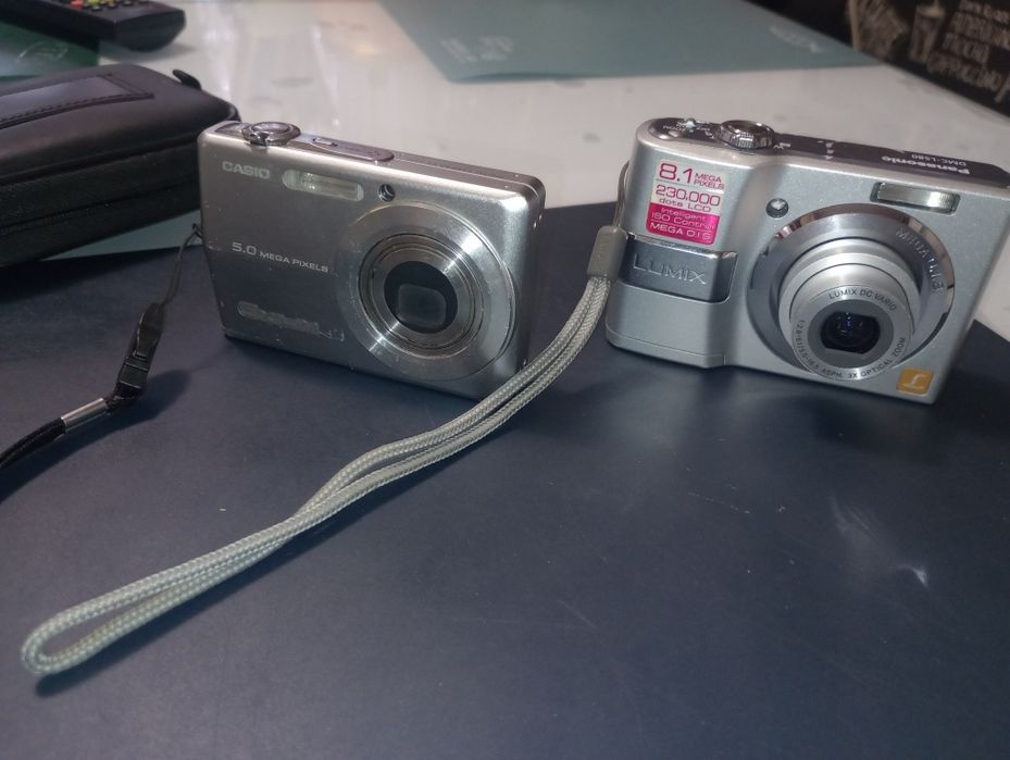 Panasonic Lumix DMC-LS80 funcțional și Casio Exilim EX-Z500, piese