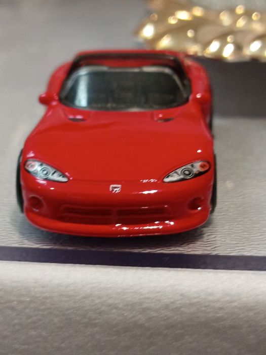 Оригинал hot wheels limited grip и Dodge viper за 200000