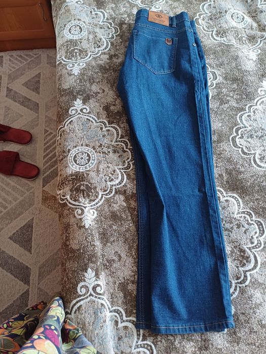 Джинсы новые недорого
