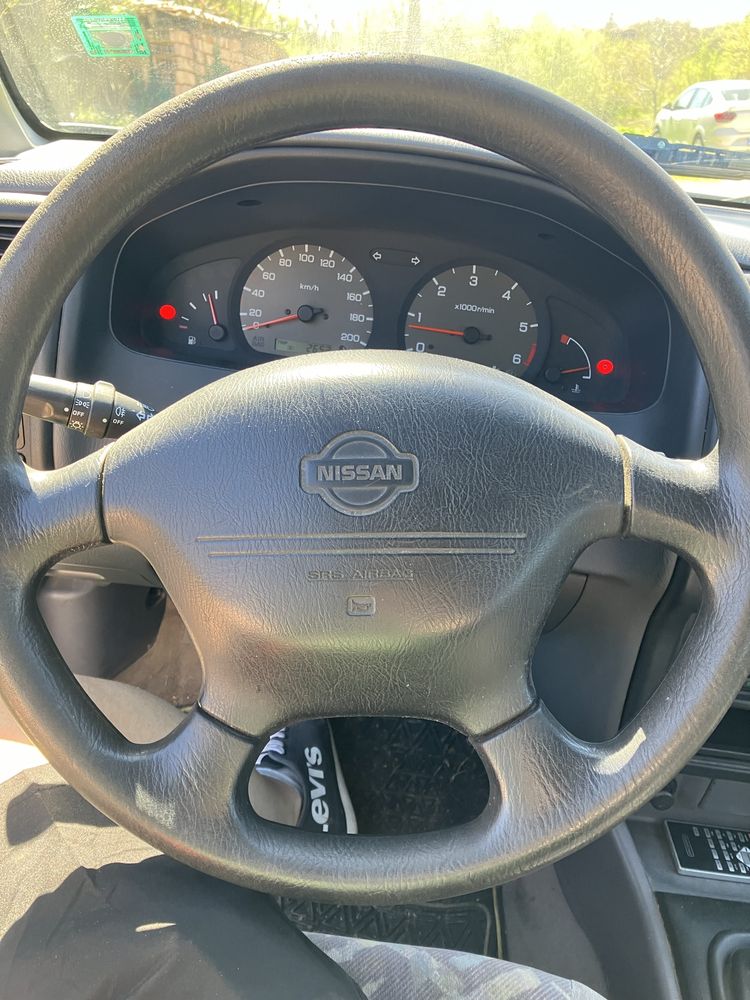 Nissan Almera 2.0 disel