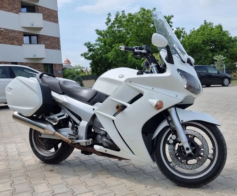 Motocicleta Yamaha FJR 1300