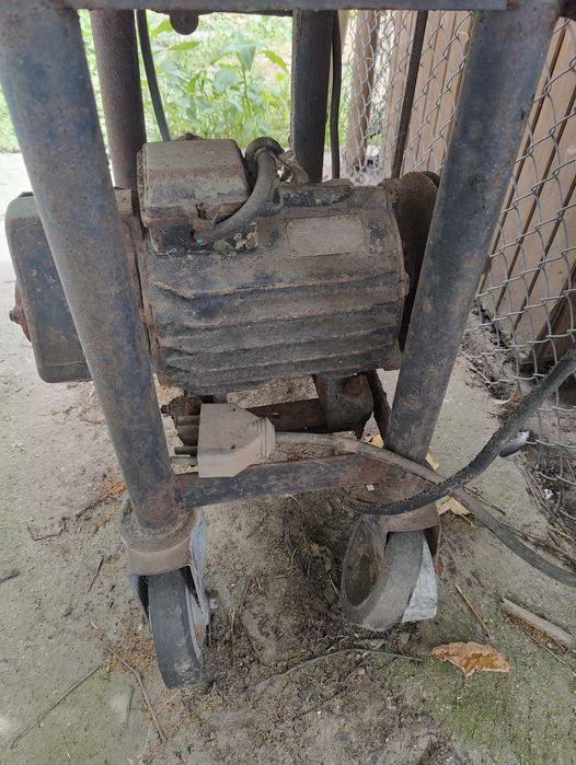 трифазен циркуляр