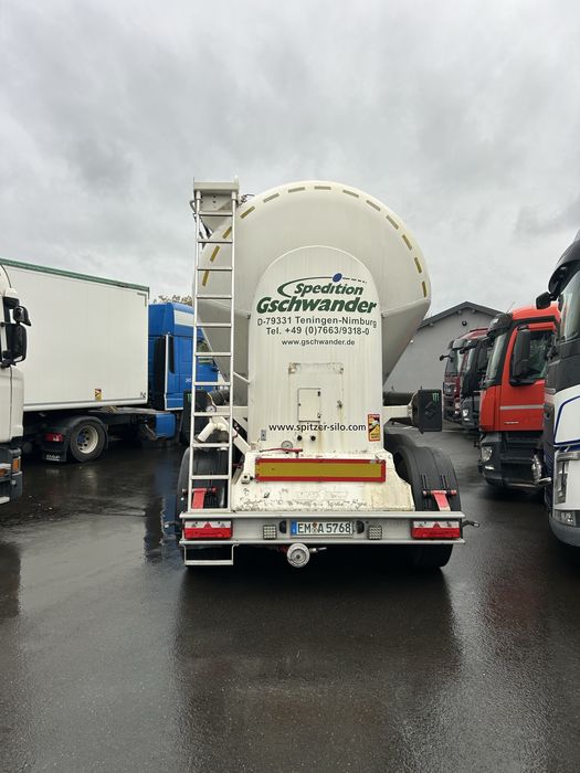 Cimentruc  Spitzer   2014