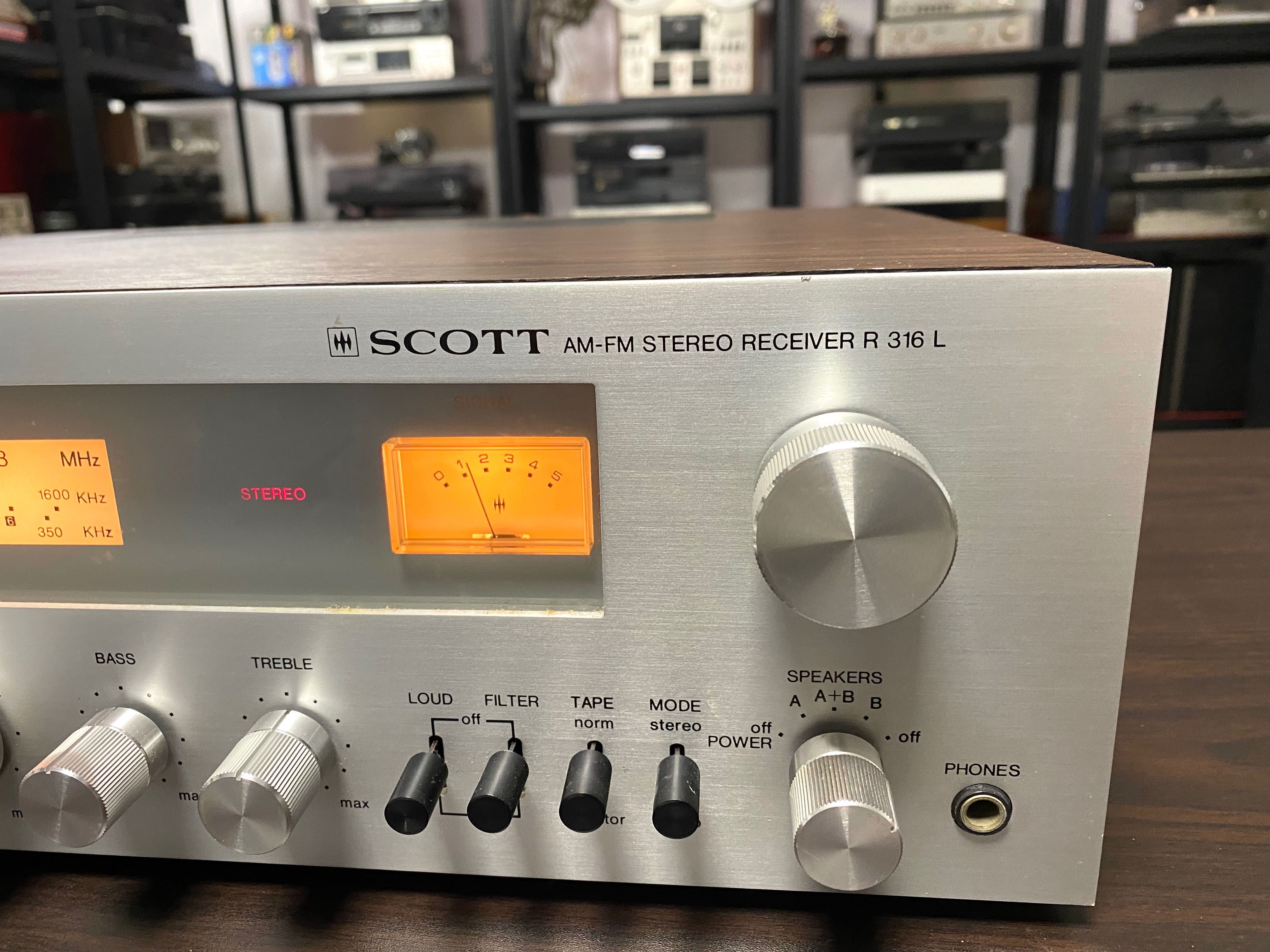 Vintage американски ресивър Scott