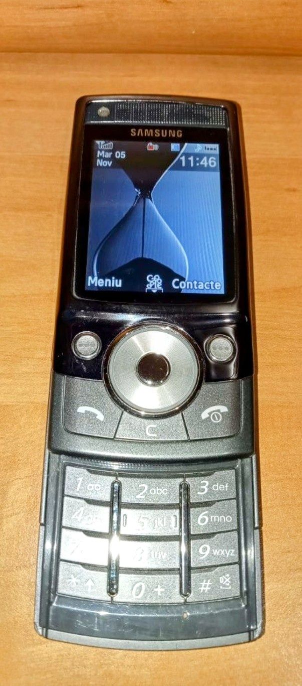 Samsung pe șină cu butoane