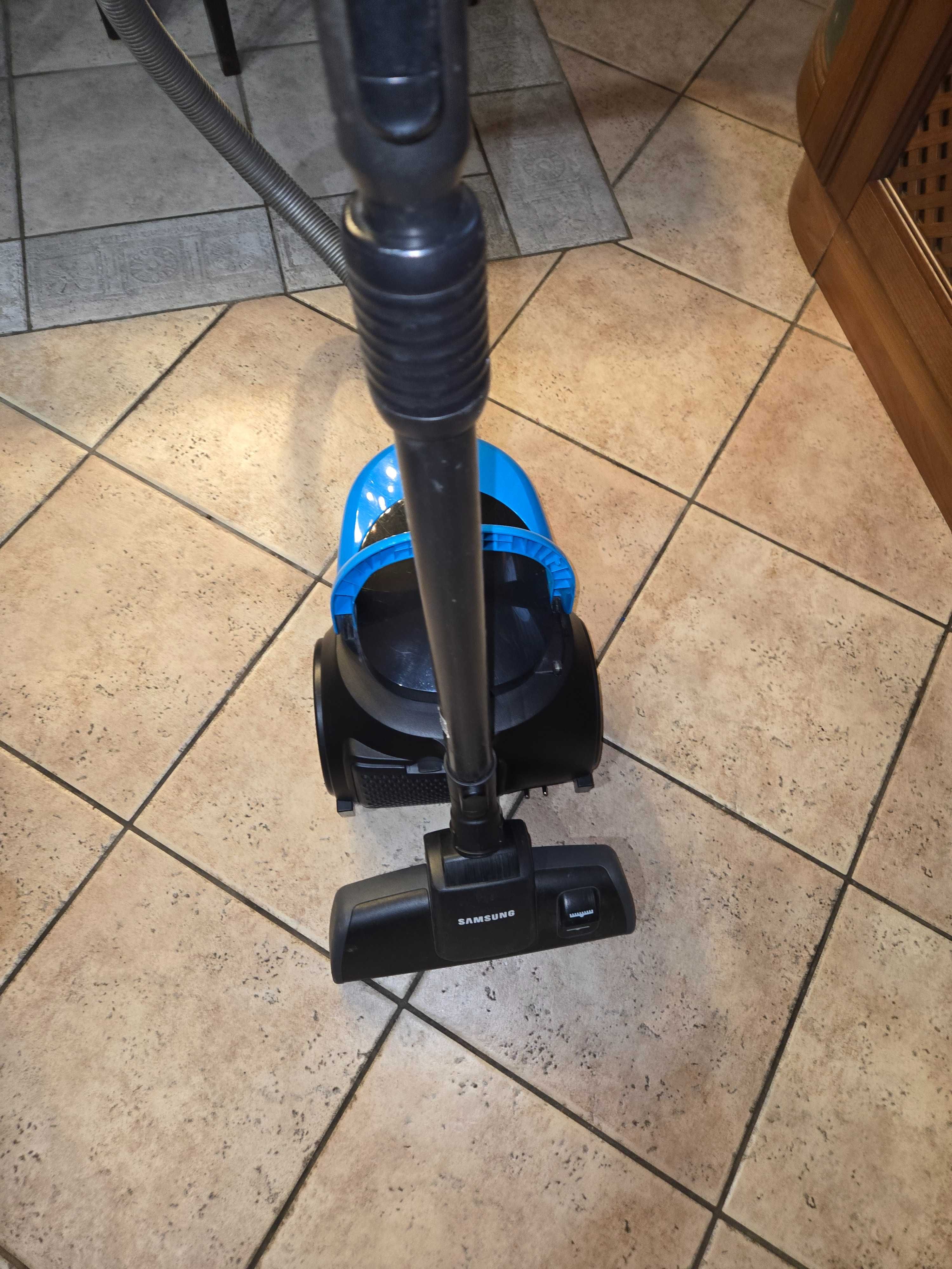 Прахосмукачка Samsung SC44EO 1500W