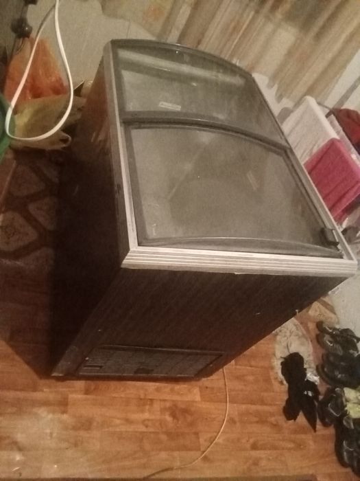Продам морозильник