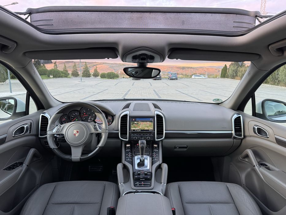 Porsche Cayenne GTS ( Carbon Edition ) Deosebit