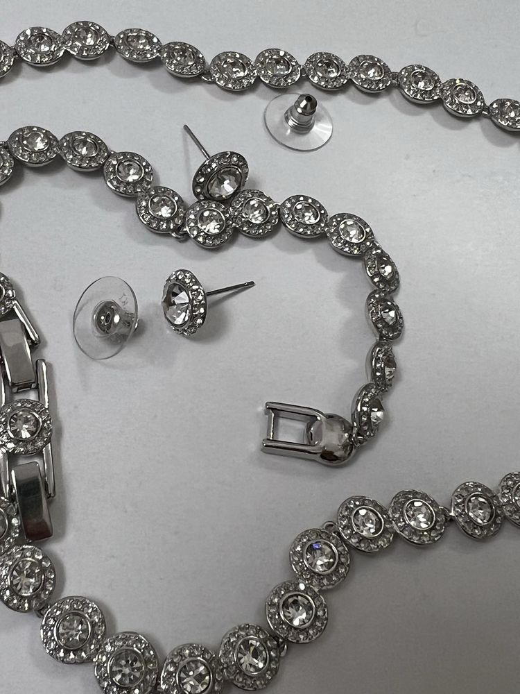 Set swarovski  nou