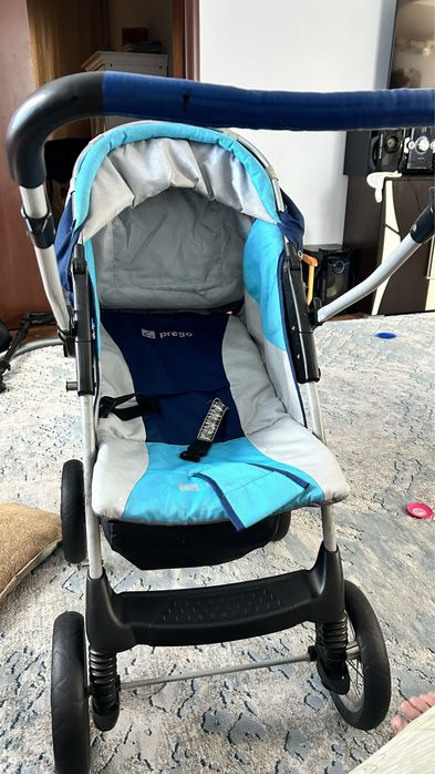 Детская коляска с сумкой переноской