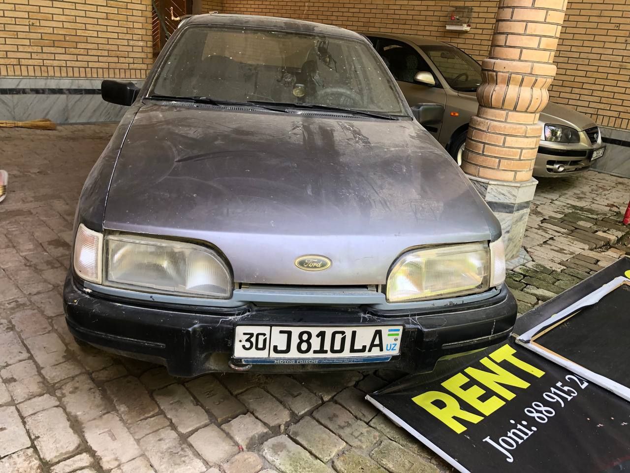 Автомобиль Ford продаю