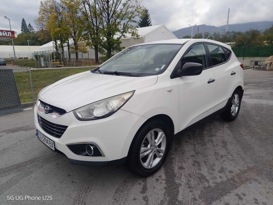 Продавам джип Hyundai IX35