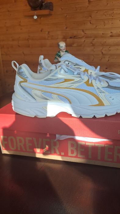 Adidasi Puma foarte frumoși