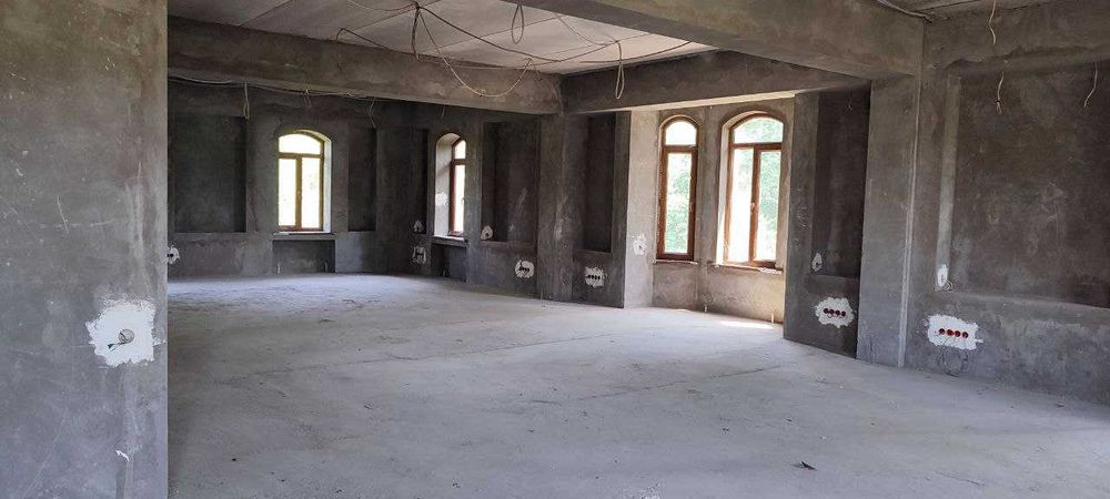 [SM] Продаётся здание в самом центре города — ориентир ЦУМ