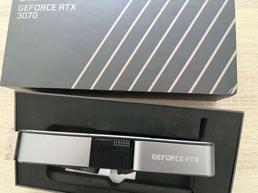 Видеокарта Nvidia RTX 3070 Founders Edition 8GB - като нова!