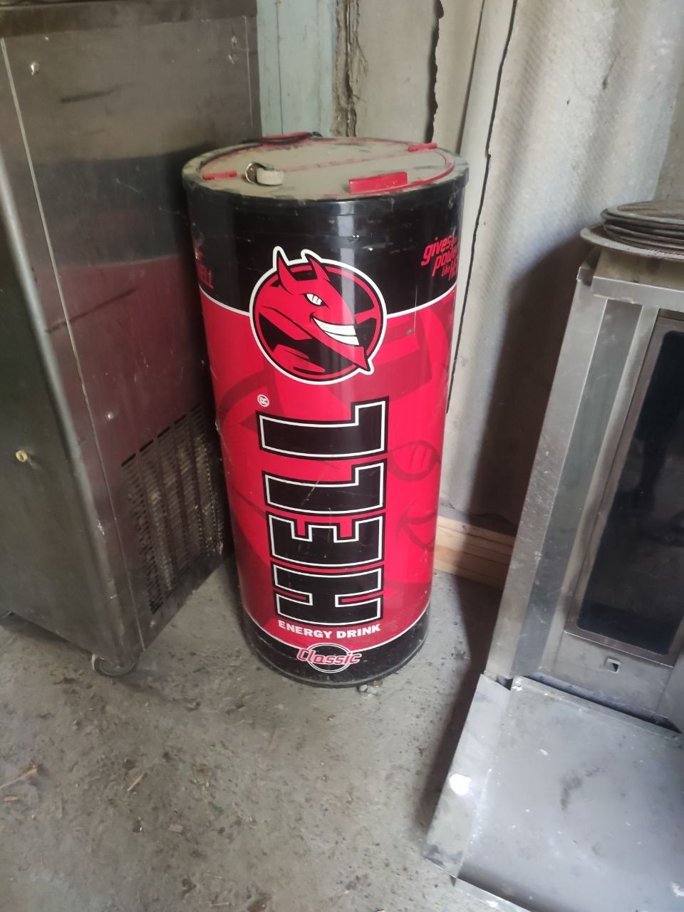 Muzlatgich energetik uchun mòljallangan