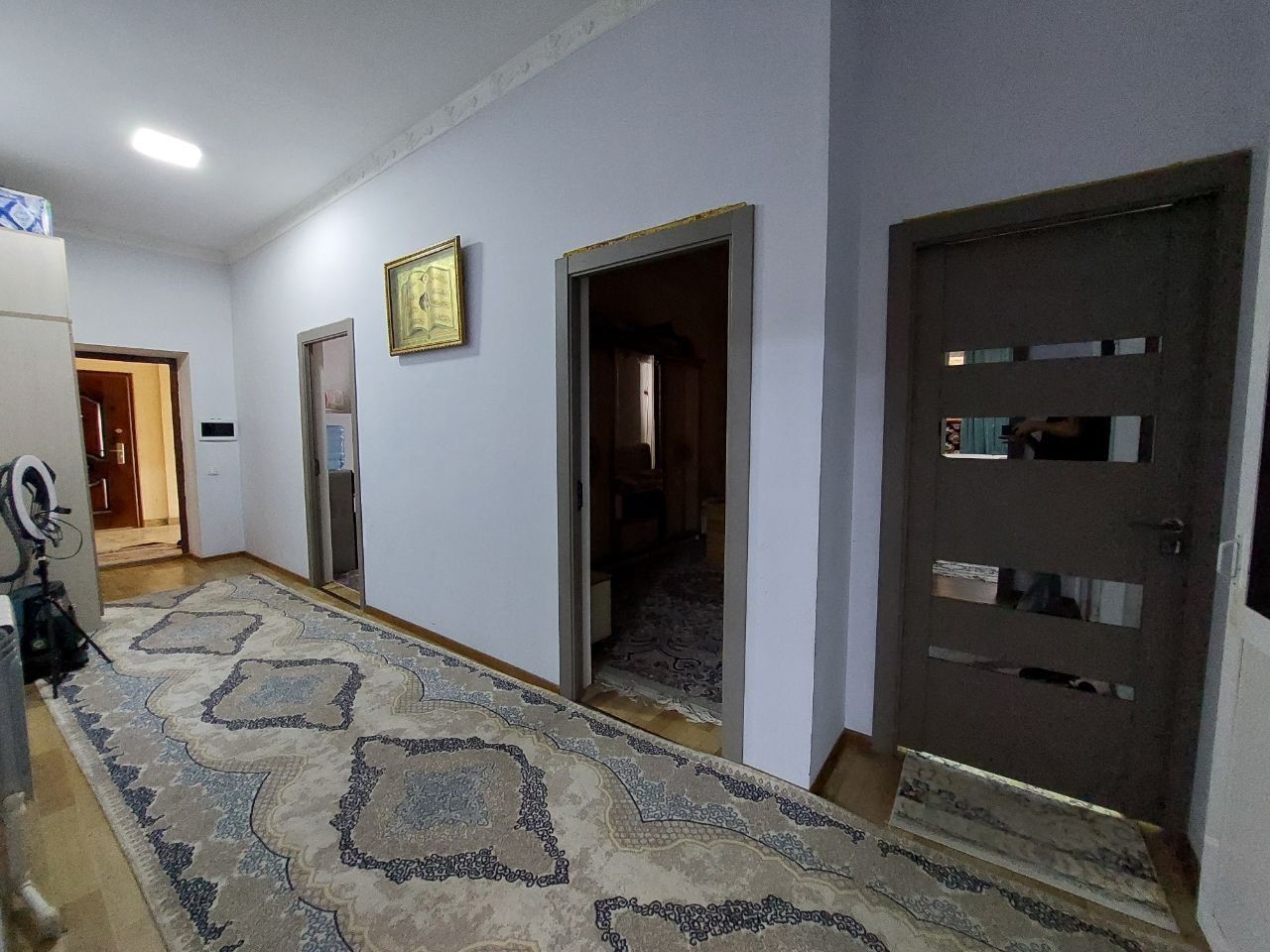 Продаю 3 ком квартира на 3 этаже 4 этажного дома. Гузаль маххаля.
