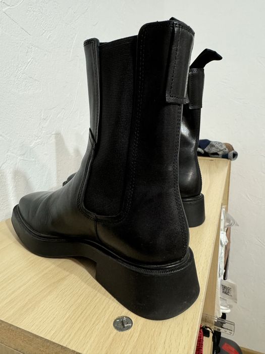 Ботинки челси  р 36