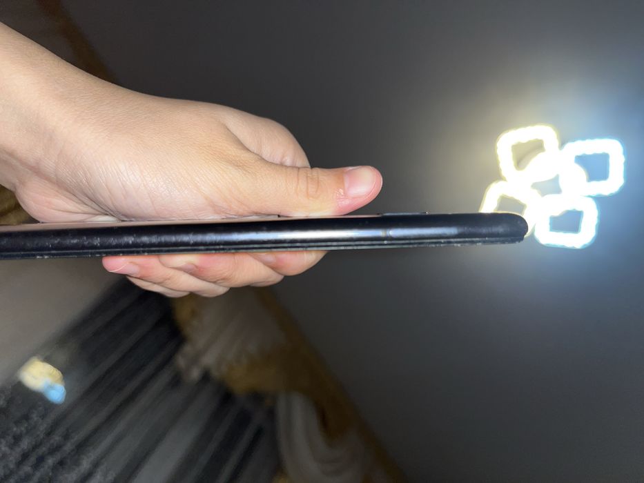 Samsung A 10 сотовый