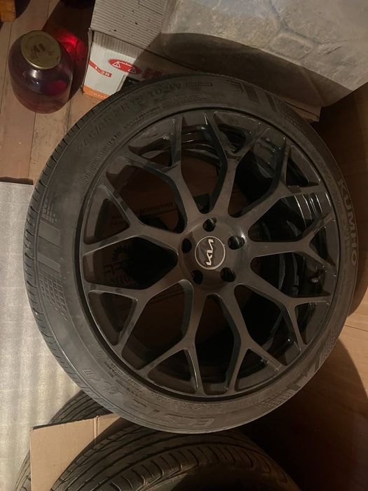 19 sportivni Diska balon sotiladi Koreyski xolati ideal