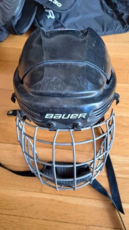 Echipament complet hochei, Bauer (gatiera CCM)