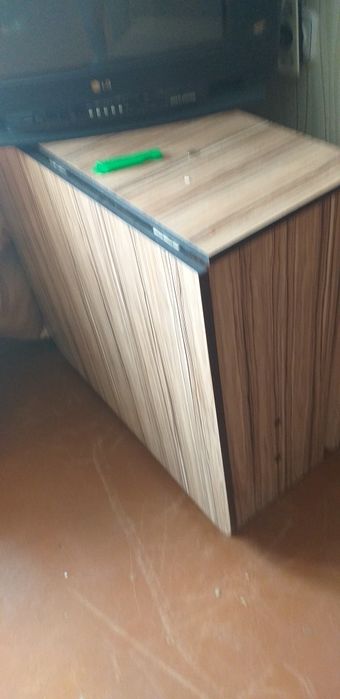 Продам стол складнои новыи