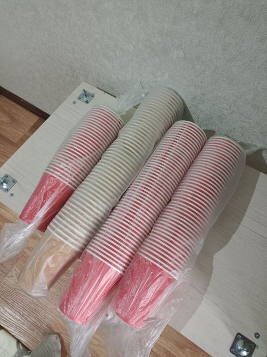 Продам стаканы бумажные для горячих напитков.