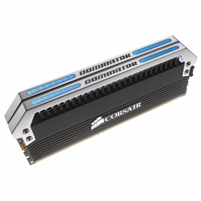 Corsair CMD32GX4M4A2400C14 DDR4