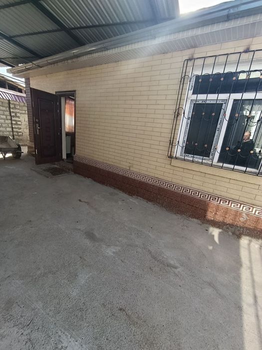 Ховли Сотилади Бозор Оркаси 4,5 соток