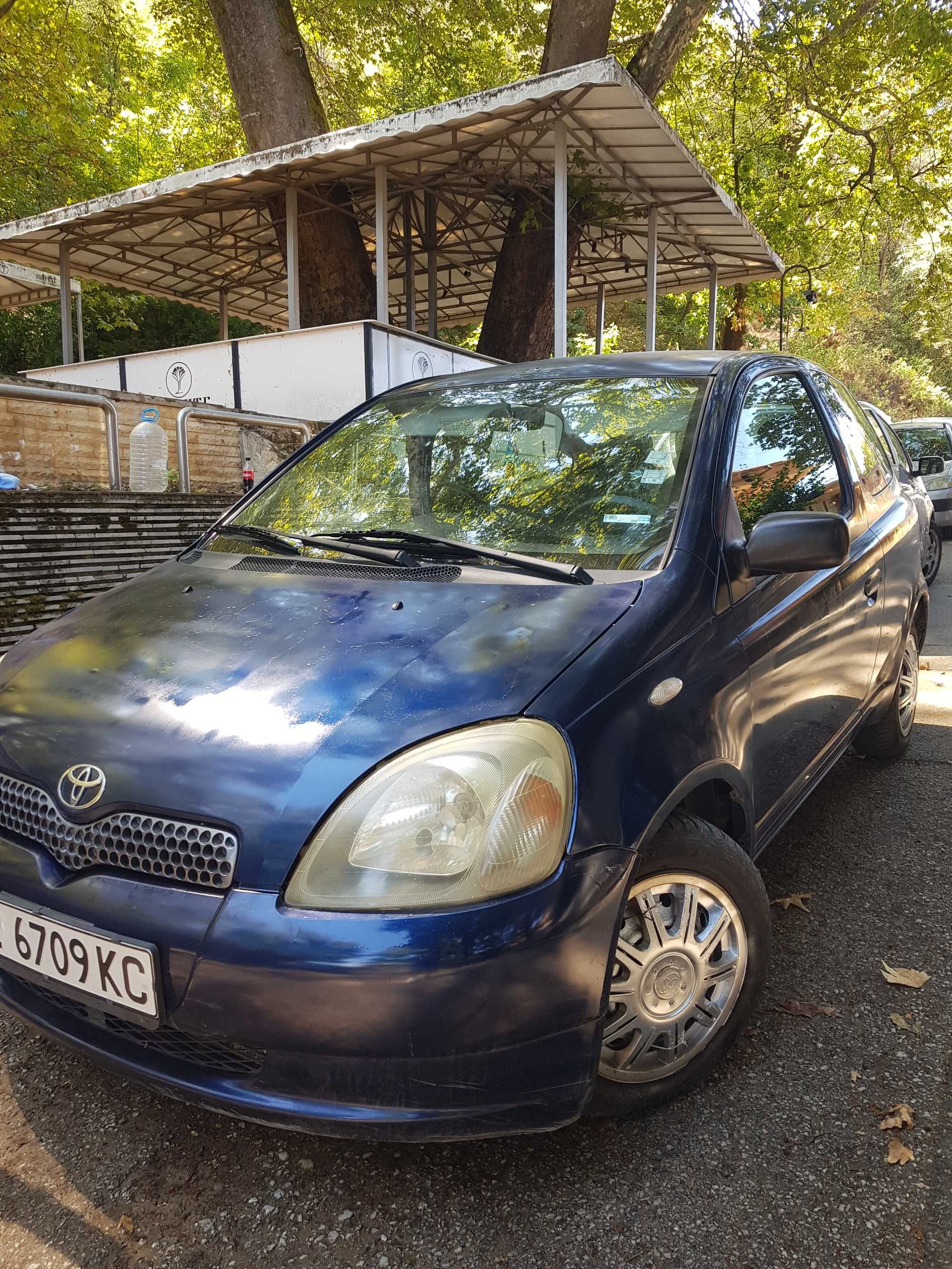 Продавам кола Toyota Yaris