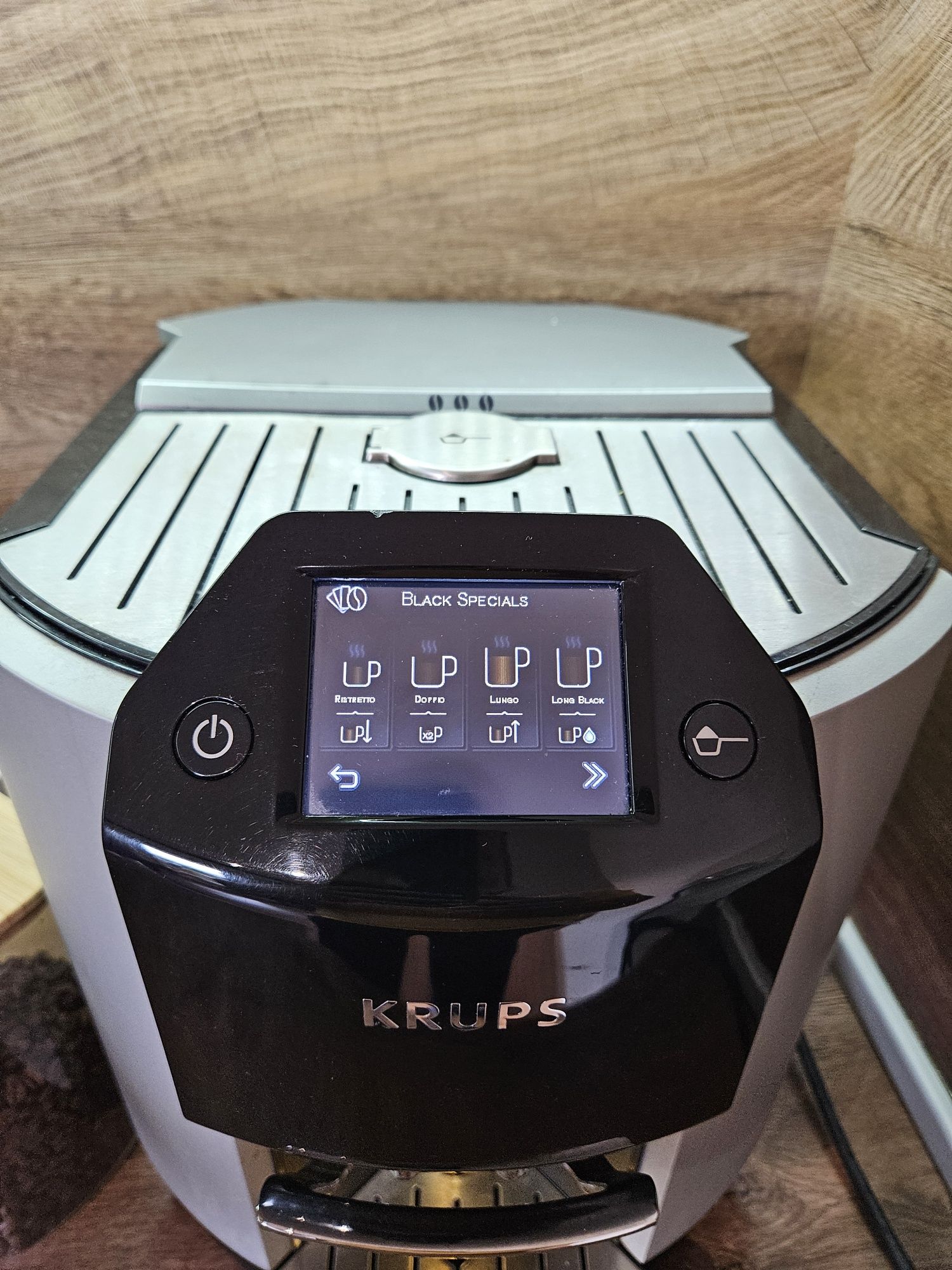 Напълно автоматична кафемашина Krups EA9010