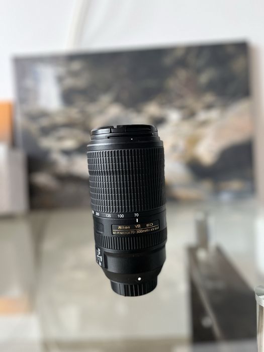 Nikon 70-300 f 4.5-5.6 VR ED