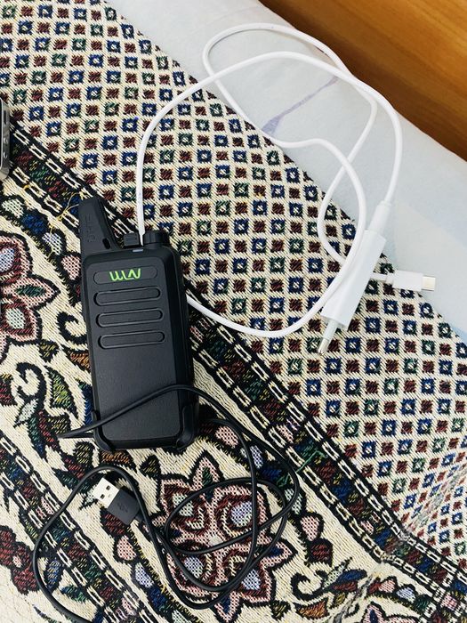 рация сағатымен зарядкасымен комплект