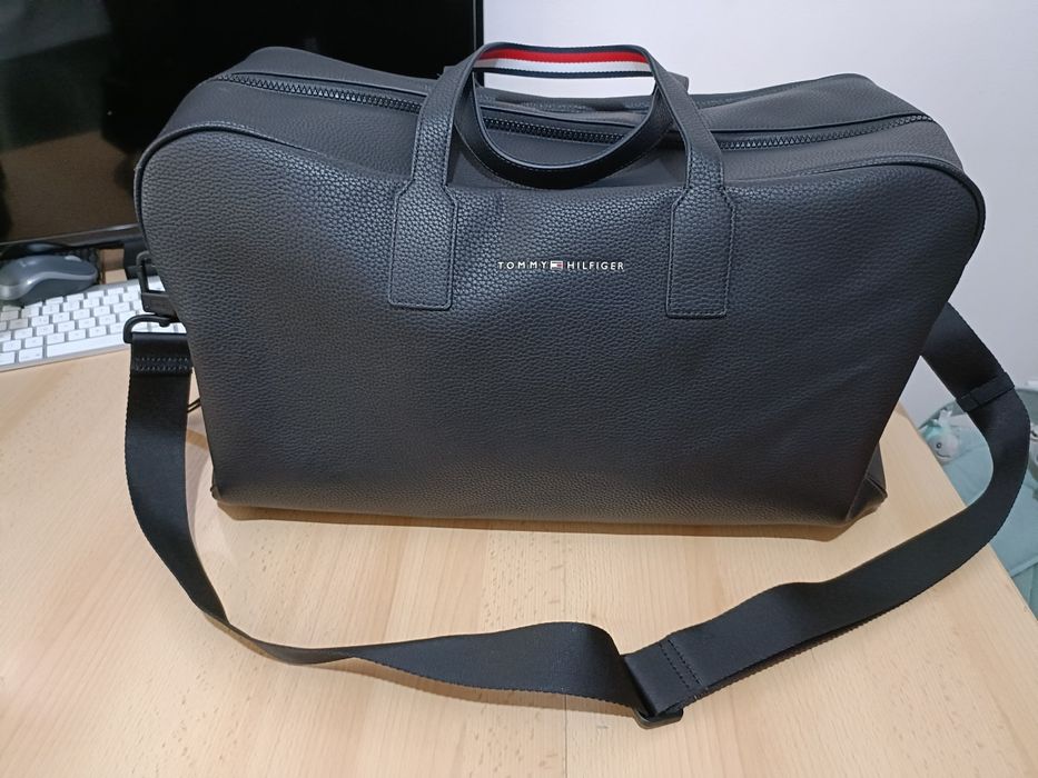 Geanta Tommy Hilfiger