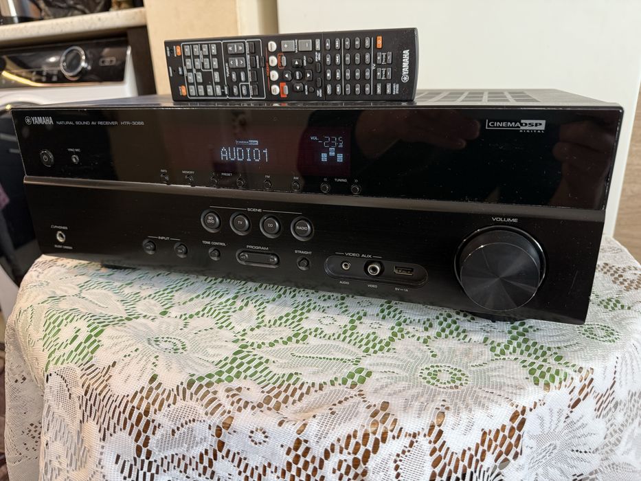 Yamaha HTR-3066 resiver