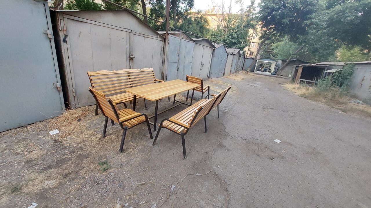 Продаётся дачный стол и стул в идеальном состояние