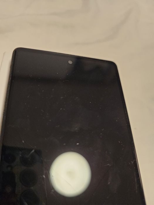 Google pixel 6 - счупен дисплей