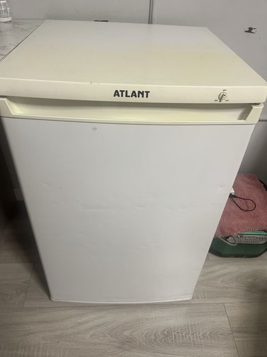 Продам морозильник ATLANT
