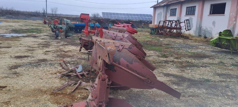 Plug Case ih 4 trupite piesa