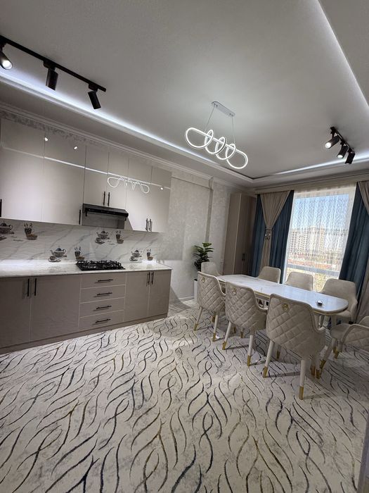 Vokzaldan 3 xona studio kvartira sotiladi