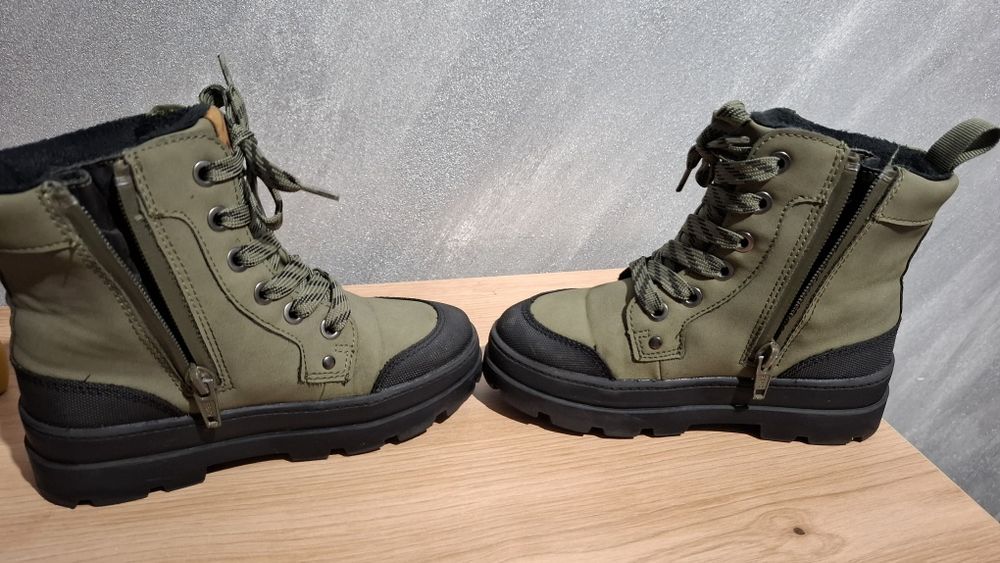 Ghete băieți H&M,Nr.29